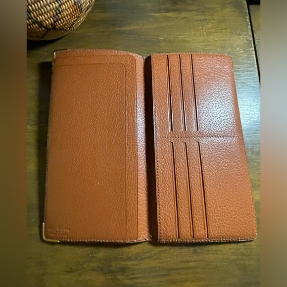 Louis Vuitton checkbook holder - Picture 3 of 15